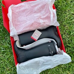 Hunter Women’s Original Tall Rain Boots